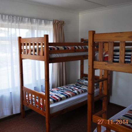 Backpacker Apartments Плеттенберг-Бей Екстер'єр фото