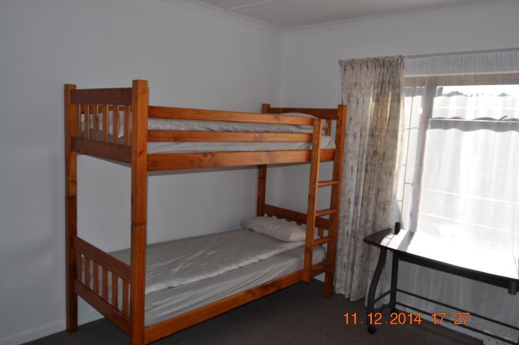 Backpacker Apartments Плеттенберг-Бей Екстер'єр фото