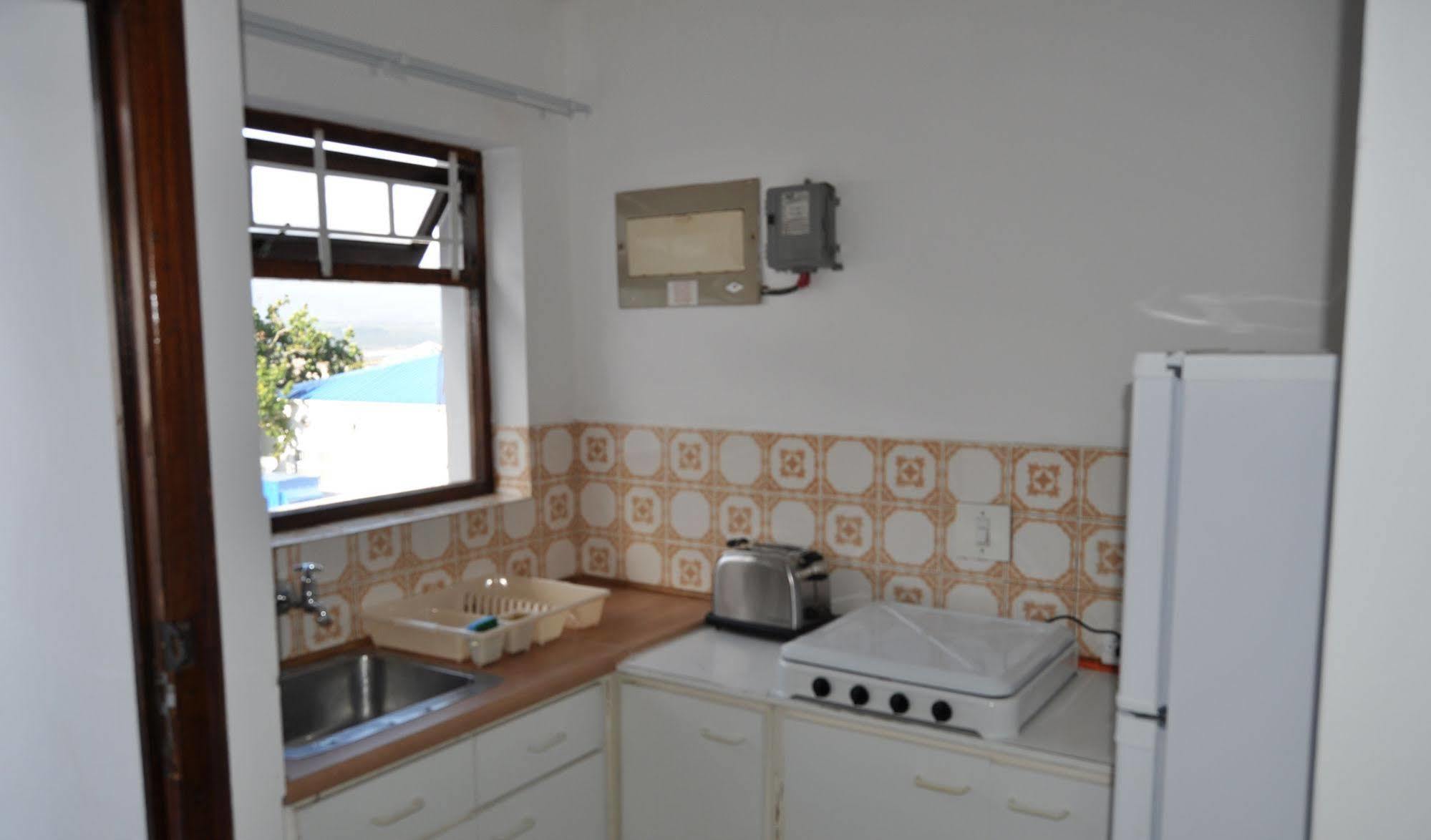 Backpacker Apartments Плеттенберг-Бей Екстер'єр фото
