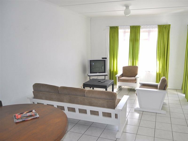 Backpacker Apartments Плеттенберг-Бей Екстер'єр фото