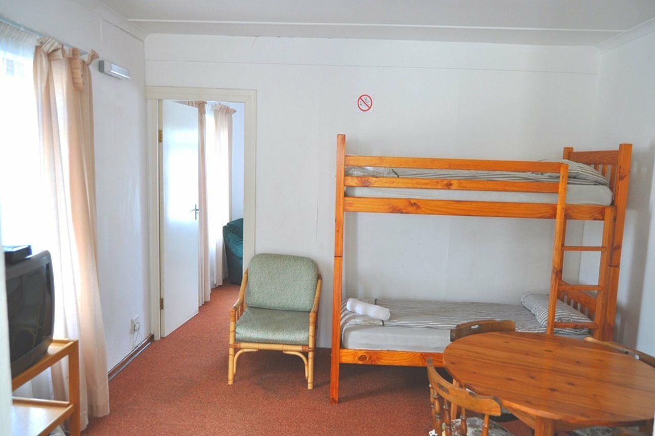 Backpacker Apartments Плеттенберг-Бей Екстер'єр фото
